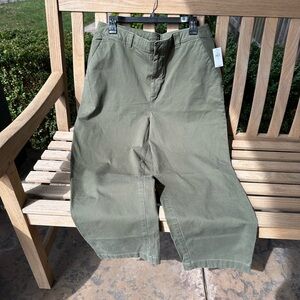 GAP Women’s Straight Up Khaki Pants, Olive Green, Size 12